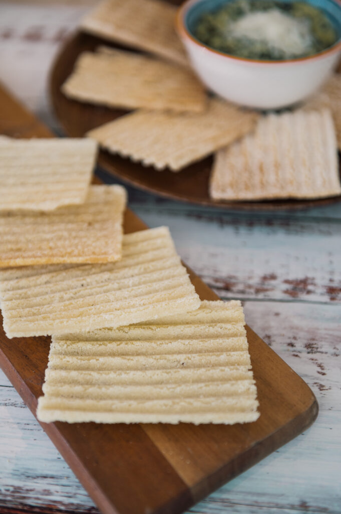 Casabe Todus con dip de espinaca